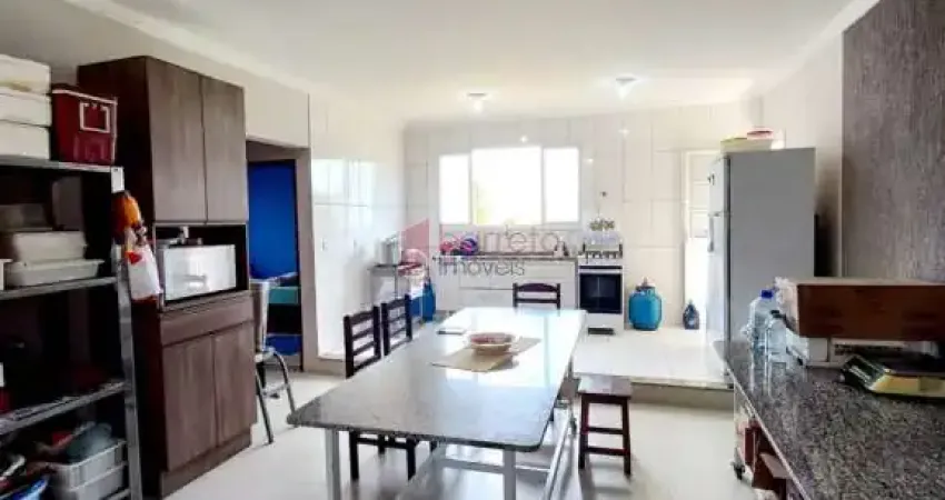 Casa para venda em loteamento jardim ipanema de 114.00m² com 3 quartos, 1 suite e 2 garagens