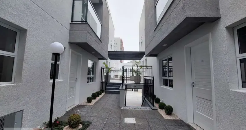 Casa de condomínio para venda em centro de 60.00m² com 2 quartos, 2 suites e 1 garagem