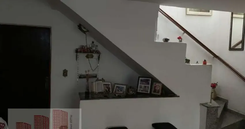 Sobrado para venda em centro de 168.00m² com 3 quartos e 2 garagens