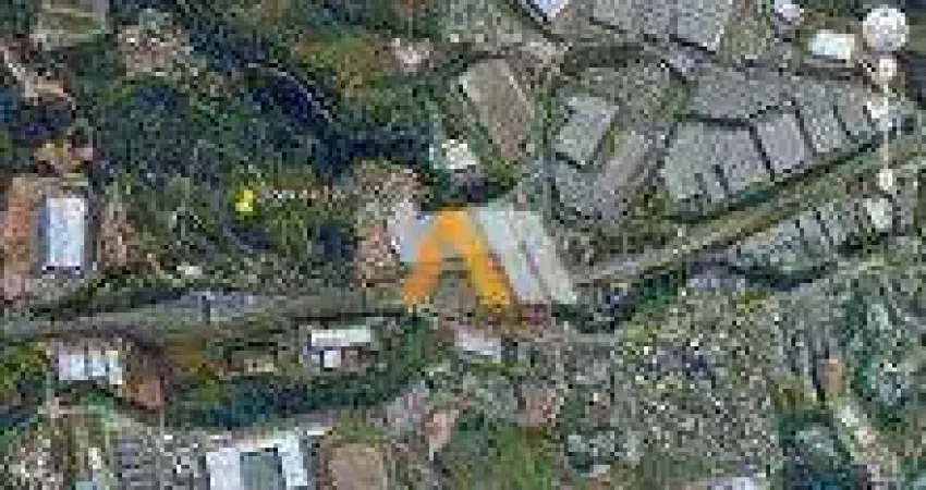 Casa comercial à venda no Ingahi, Itapevi 