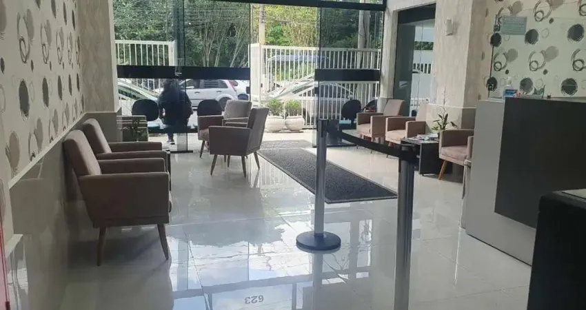Sala comercial para venda em macedo de 55.00m² com 3 quartos e 3 garagens
