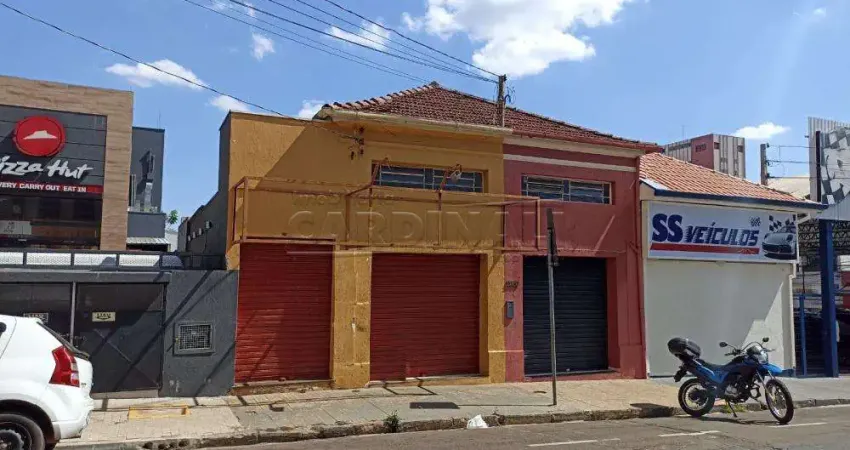 Sala comercial para venda em centro de 164.00m² com 8 garagens
