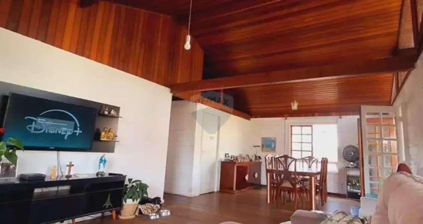 Casa para venda em horto santo antonio de 330.00m² com 4 quartos, 1 suite e 6 garagens