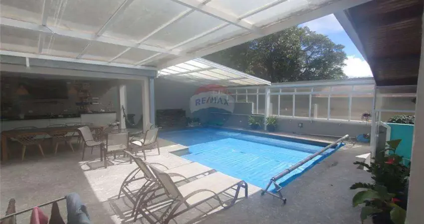 Casa de condomínio para alugar em transurb de 355.00m² com 3 quartos, 3 suites e 4 garagens