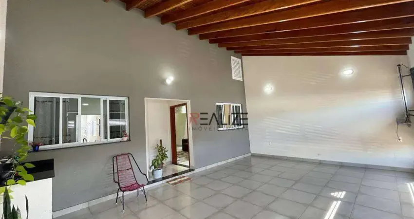 Casa para venda em jardim residencial nova veneza de 137.00m² com 3 quartos, 1 suite e 3 garagens
