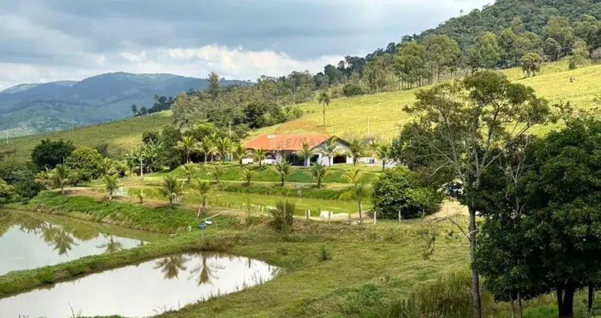 Chácara para venda em ponte nova de 150.00m² com 3 quartos e 1 suite
