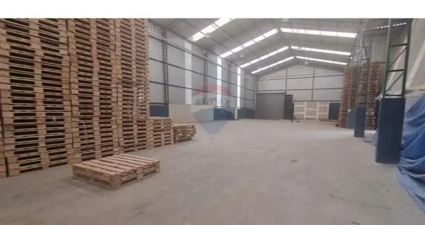 Galpão / depósito / armazém para alugar em jardim jóia de 670.00m²