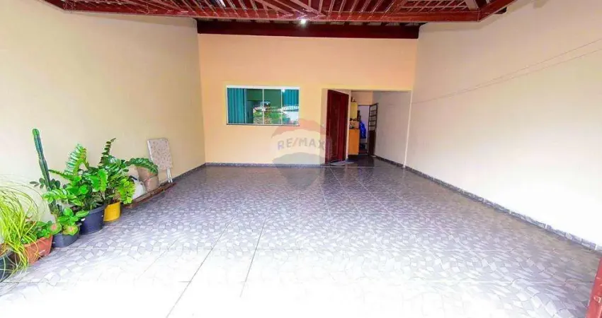 Sobrado para venda em parque residencial jaguari de 225.00m² com 3 quartos, 1 suite e 2 garagens