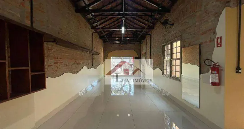 Sala comercial para venda em centro de 196.00m² com 2 garagens