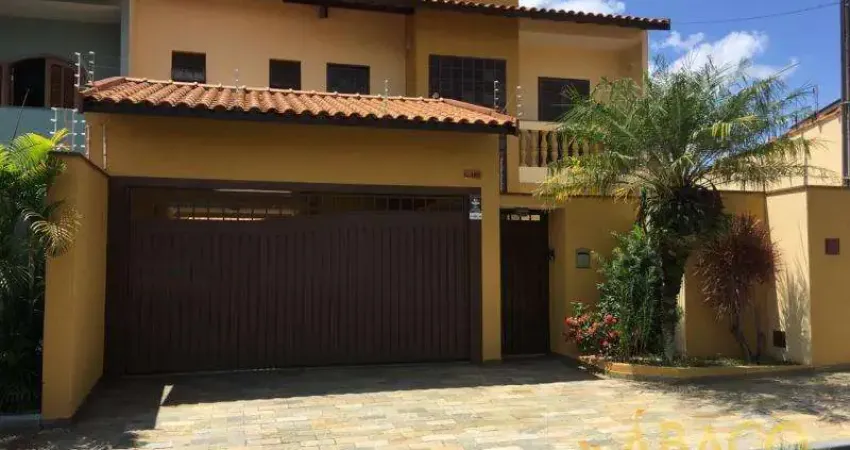 Sobrado para venda em jardim acapulco de 241.00m² com 3 quartos, 1 suite e 5 garagens