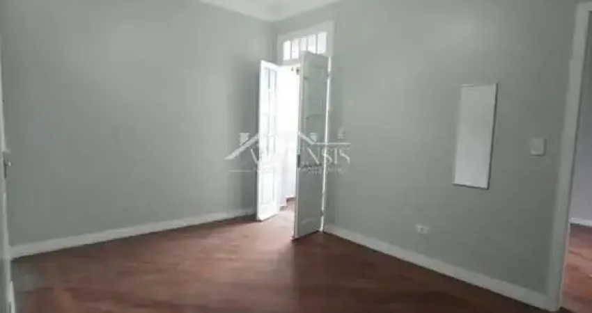 Sobrado para venda em vila mathias de 176.00m² com 3 quartos, 2 suites e 2 garagens