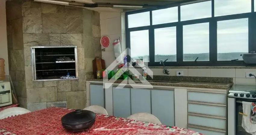 Cobertura para venda em saúde de 200.00m² com 4 quartos, 1 suite e 3 garagens