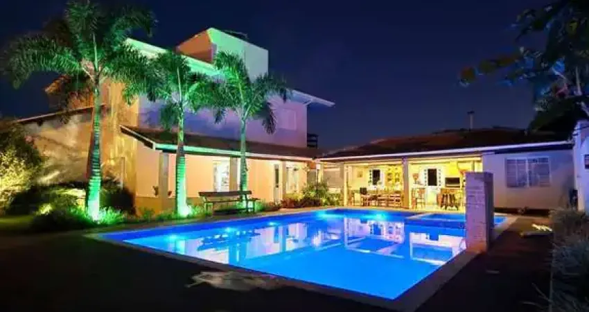 Chácara para venda em fazenda castelo de 290.00m² com 5 quartos, 4 suites e 6 garagens