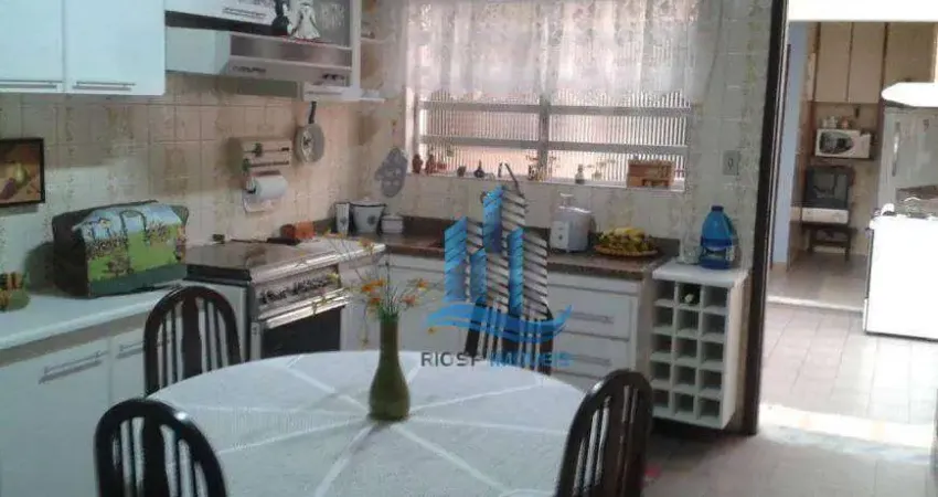 Sobrado para venda em santa maria de 209.00m² com 3 quartos, 1 suite e 3 garagens