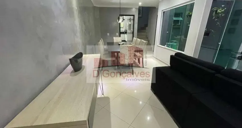 Sobrado para venda em centro de 164.00m² com 3 quartos, 1 suite e 4 garagens