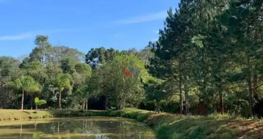 Chácara para venda em quitandinha de 240.00m² com 2 quartos e 5 garagens