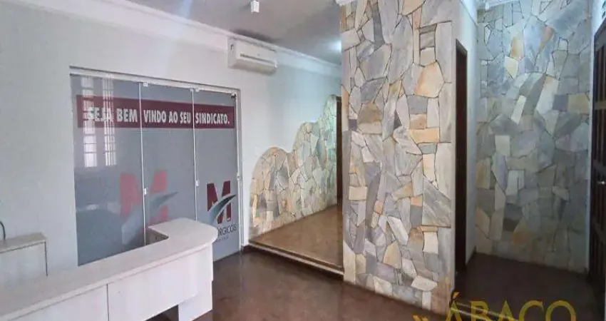 Sala comercial para alugar em centro de 370.00m² com 4 garagens