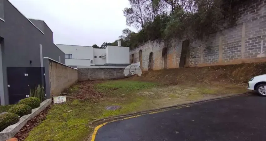 Terreno em condomínio fechado à venda na Rua Neriman Nezetli, 30, Campo Pequeno, Colombo