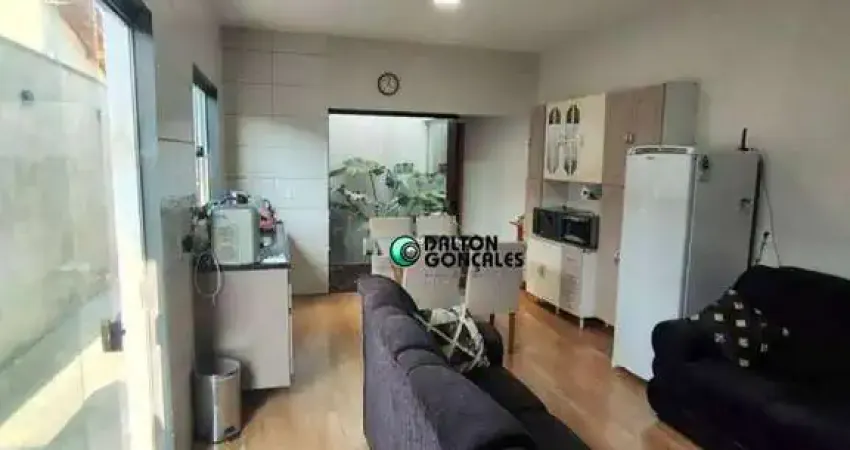 Casa para venda em residencial porto seguro de 54.00m² com 2 quartos e 2 garagens