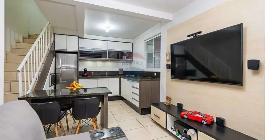 Sobrado para venda em estados de 65.00m² com 2 quartos e 2 garagens