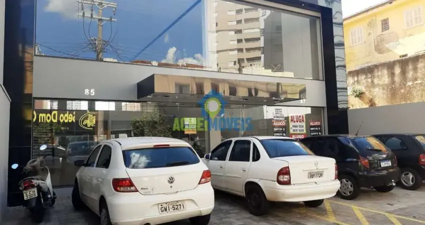 Imóvel comercial para alugar em centro de 300.00m² com 4 garagens