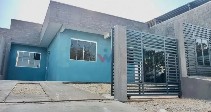 Casa com 2 quartos à venda no Iguaçu, Araucária 