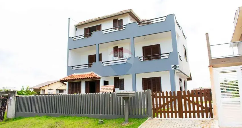 Sobrado para venda em guaratuba de 200.00m² com 3 quartos, 3 suites e 2 garagens