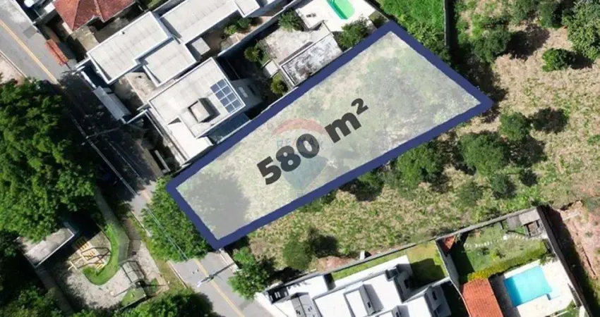 Terreno à venda no Jardim Paulista, Atibaia