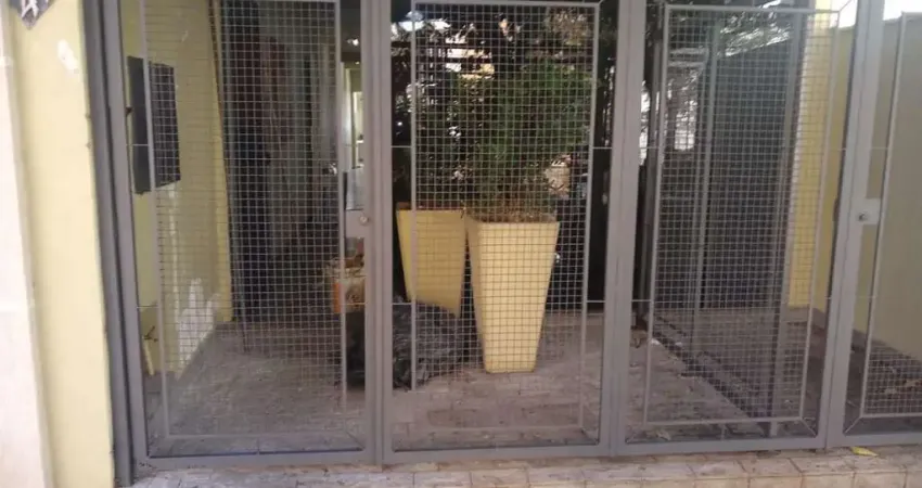 Sala comercial para alugar em centro de 150.00m² com 3 quartos