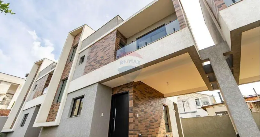 Sobrado para venda em boqueirão de 128.88m² com 3 quartos, 1 suite e 2 garagens