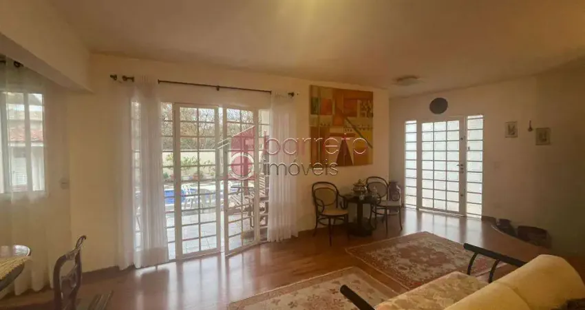 Casa de condomínio para venda em jardim santa teresa de 294.00m² com 3 quartos, 1 suite e 4 garagens