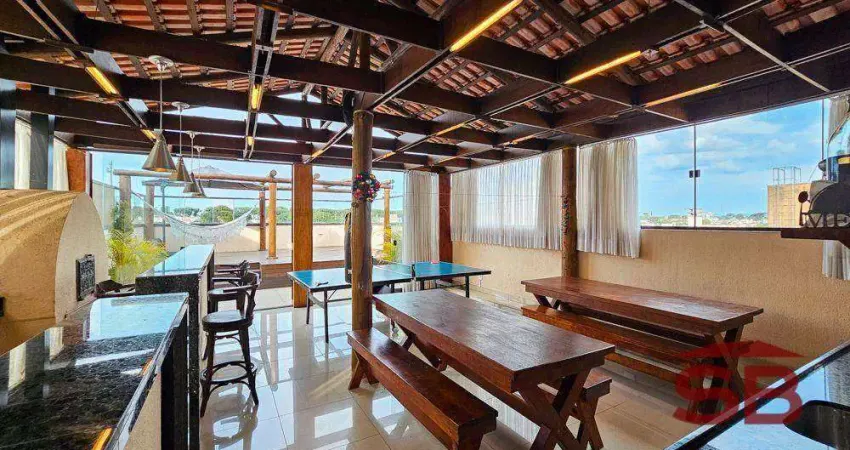 Cobertura para venda em água verde de 246.00m² com 3 quartos, 1 suite e 2 garagens