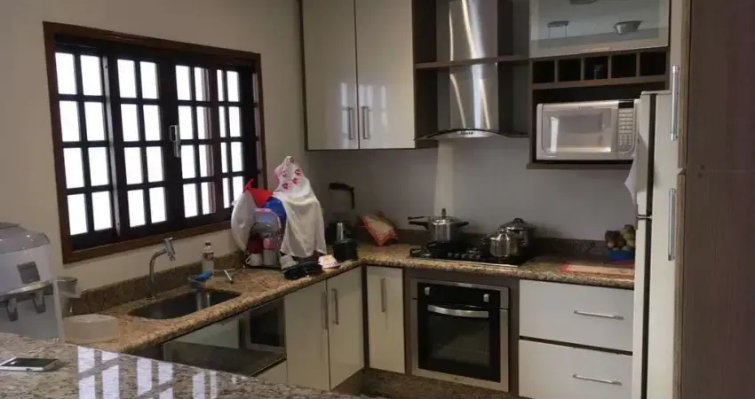 Sobrado para venda em vila carolina de 200.00m² com 3 quartos, 1 suite e 2 garagens