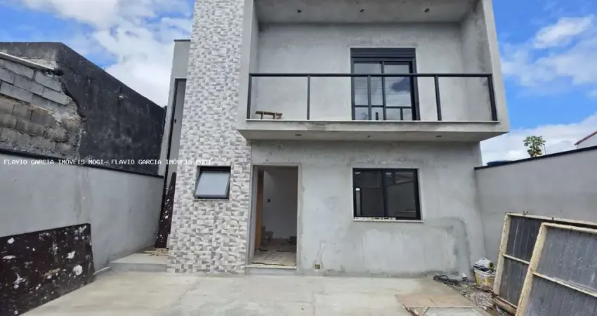 Sobrado para venda em conjunto residencial do bosque de 115.00m² com 3 quartos, 1 suite e 3 garagens