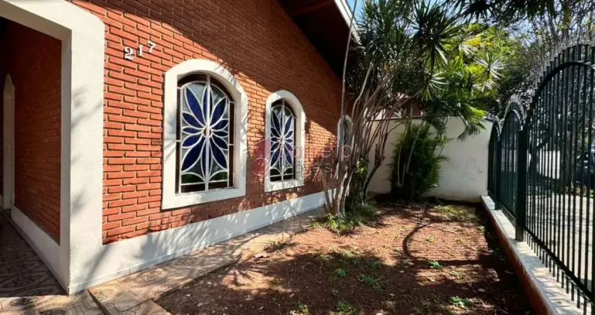 Casa para venda em jardim esplanada de 173.00m² com 3 quartos, 2 suites e 3 garagens