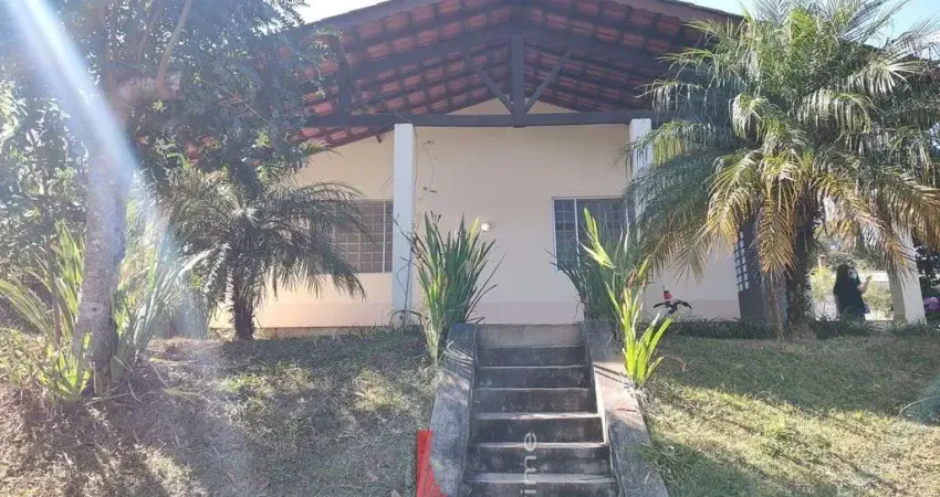 Chácara para venda em bosques da pedra de 150.00m² com 3 quartos, 1 suite e 3 garagens