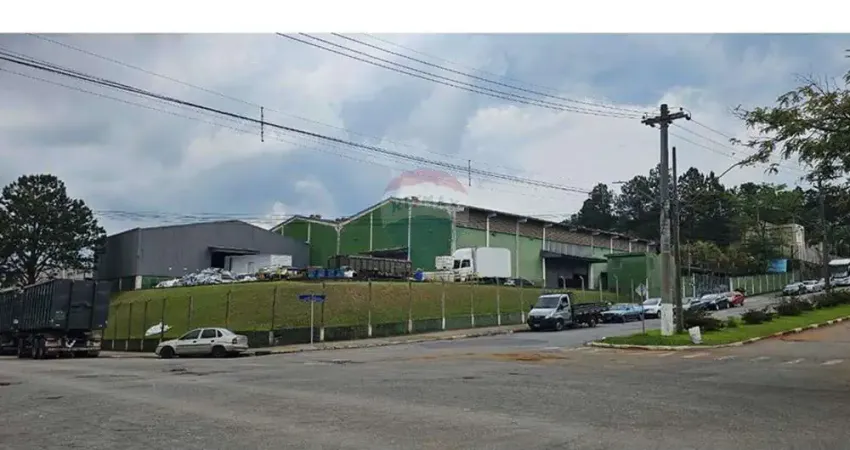 Galpão / depósito / armazém para venda em centro industrial de arujá de 2600.00m²