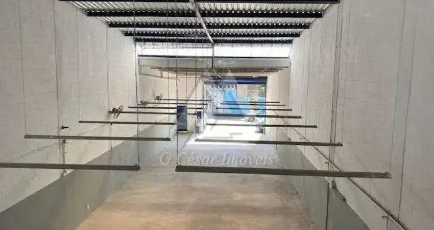 Galpão / depósito / armazém para alugar em centro de 300.00m²