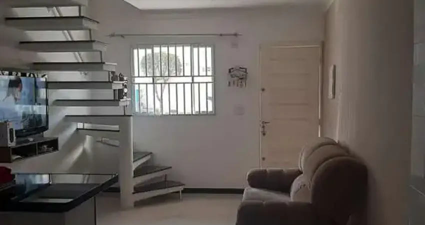 Casa de condomínio para venda em centro de 90.00m² com 2 quartos, 1 suite e 1 garagem