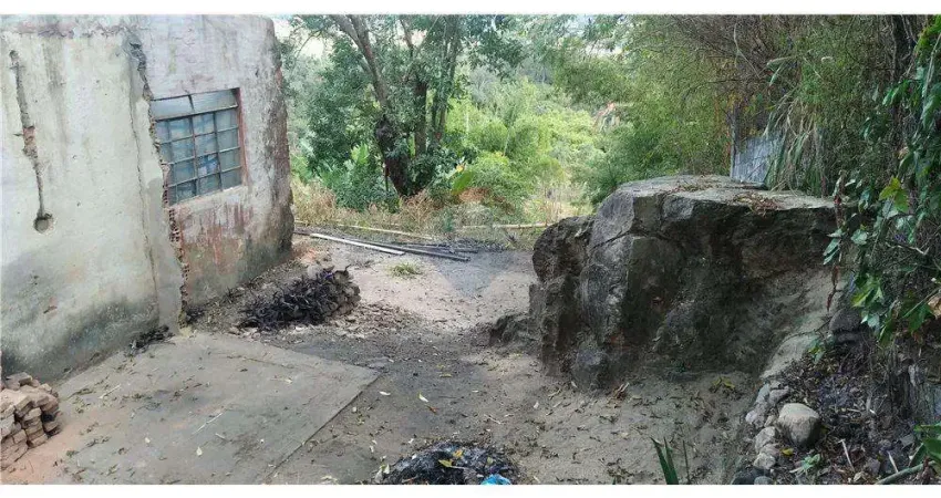 Terreno à venda no Centro, Santa Luzia 