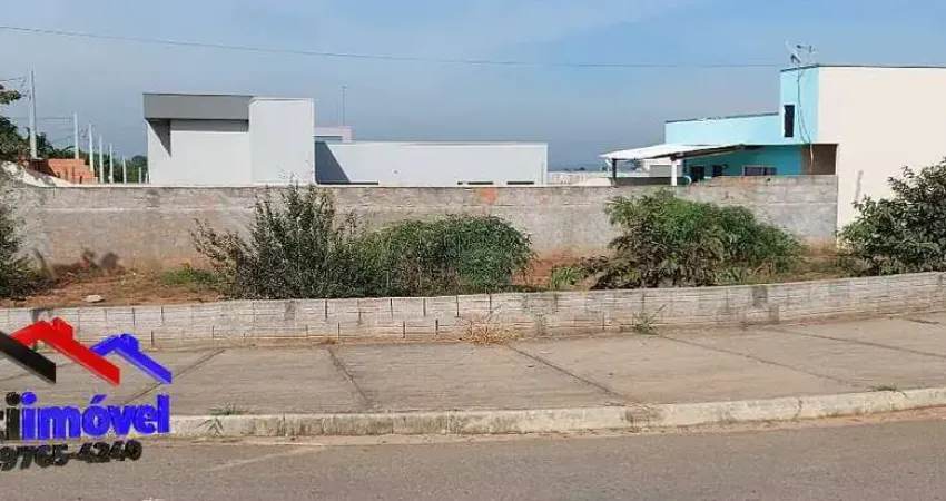 Terreno à venda na Vila dos Ipês, Boituva 