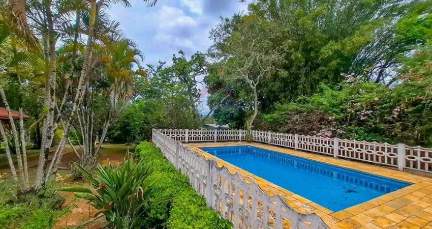 Casa de condomínio para venda em vila dom pedro de 186.00m² com 2 quartos, 1 suite e 4 garagens