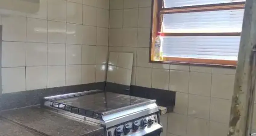 Casa para alugar em centro de 300.00m² com 4 quartos, 1 suite e 3 garagens