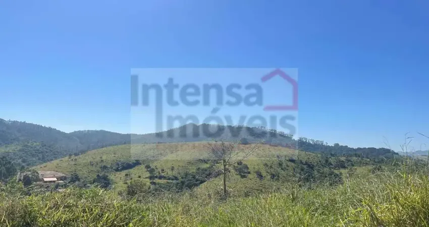 Terreno em condomínio fechado à venda no Centro, Jambeiro 