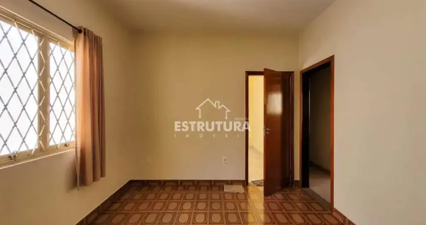 Casa com 2 quartos para alugar na Vila Indaiá, Rio Claro