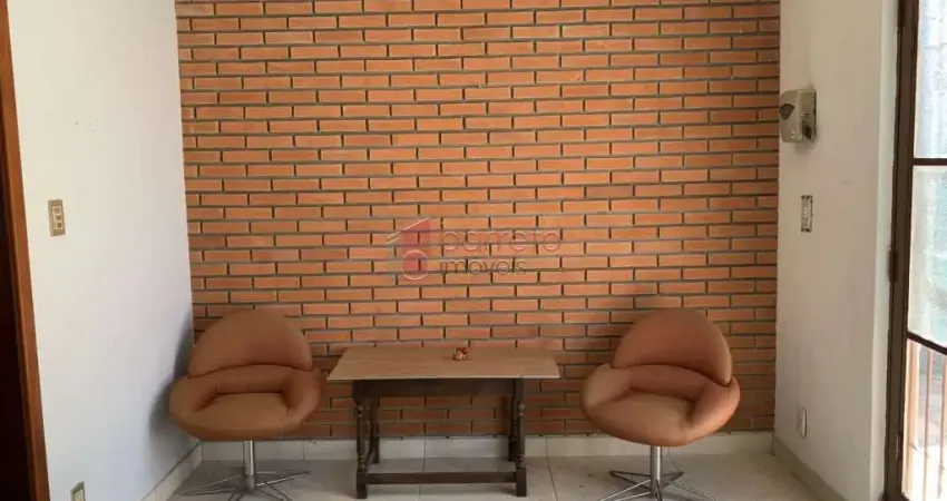 Casa para alugar em vila municipal de 269.00m² com 3 quartos, 1 suite e 6 garagens