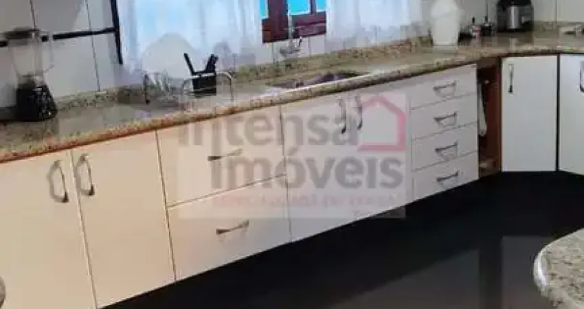 Sobrado para venda em esplanada independência de 255.00m² com 5 quartos, 1 suite e 2 garagens