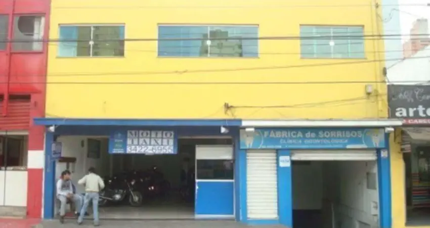 Casa para venda em centro de 441.00m² com 2 quartos e 7 garagens