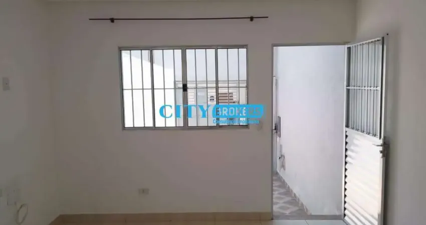 Casa para alugar em vila santa maria de 50.00m² com 1 quarto e 1 garagem