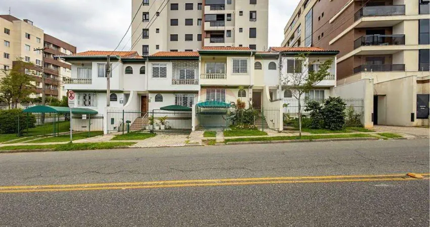 Sobrado para venda em cabral de 105.00m² com 3 quartos, 1 suite e 1 garagem